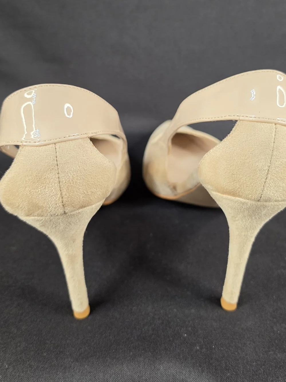ZBY Beige Pointed Toe D'Orsay Pumps Suede Patent Mix Size 9.5 Nude Heels